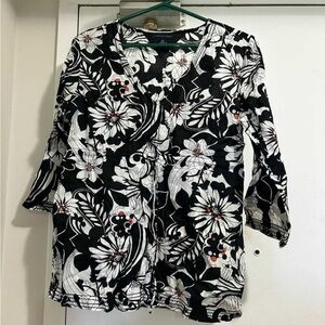 Tommy Hilfiger Black and White Graphic 3/4 Sleeve Blouse